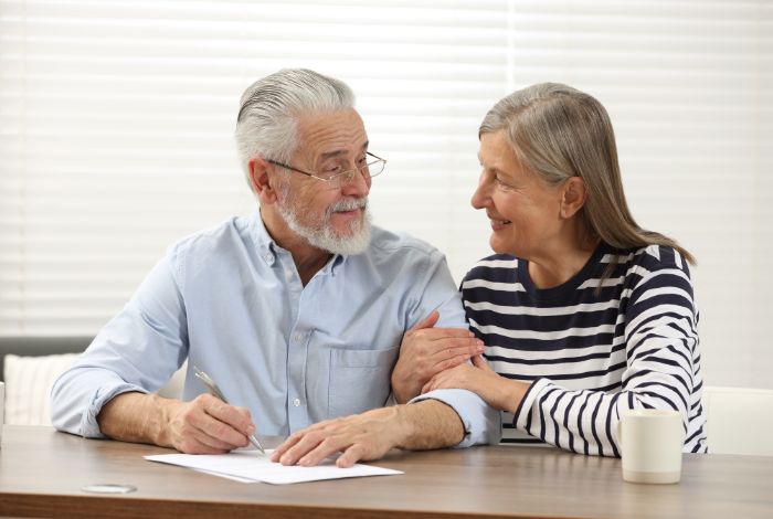 Happy couple after learning how HMO's work for Medicare Advantage